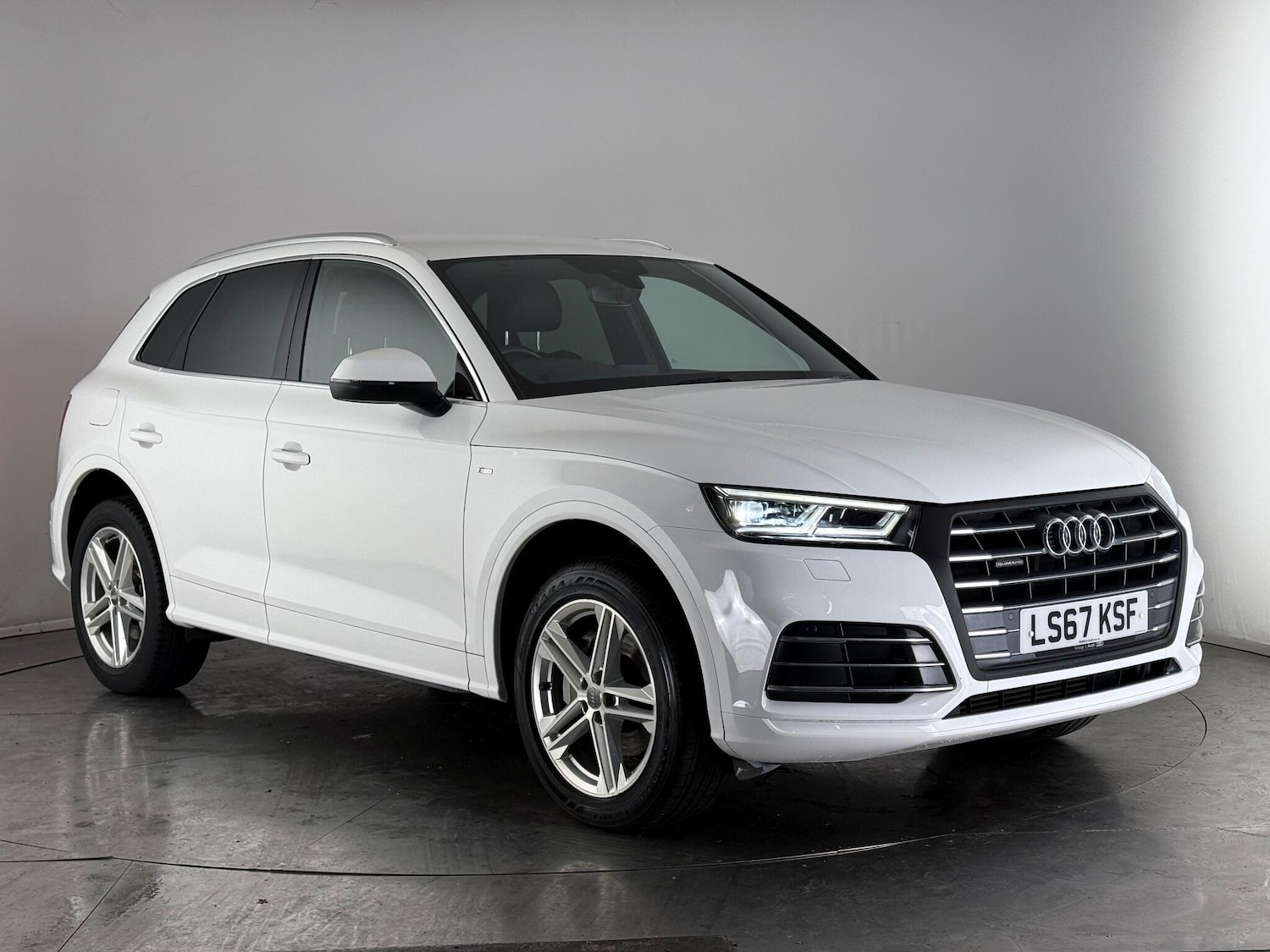 Used Audi Q5 2017 for sale - 76466889: Photo 1