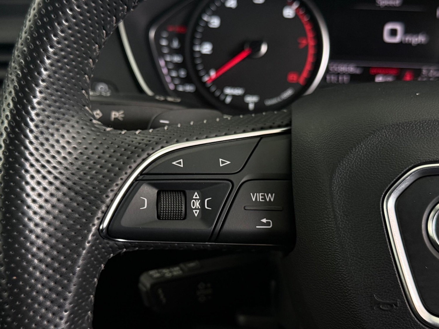 Used Audi Q5 2017 for sale - 76466889: Photo 25