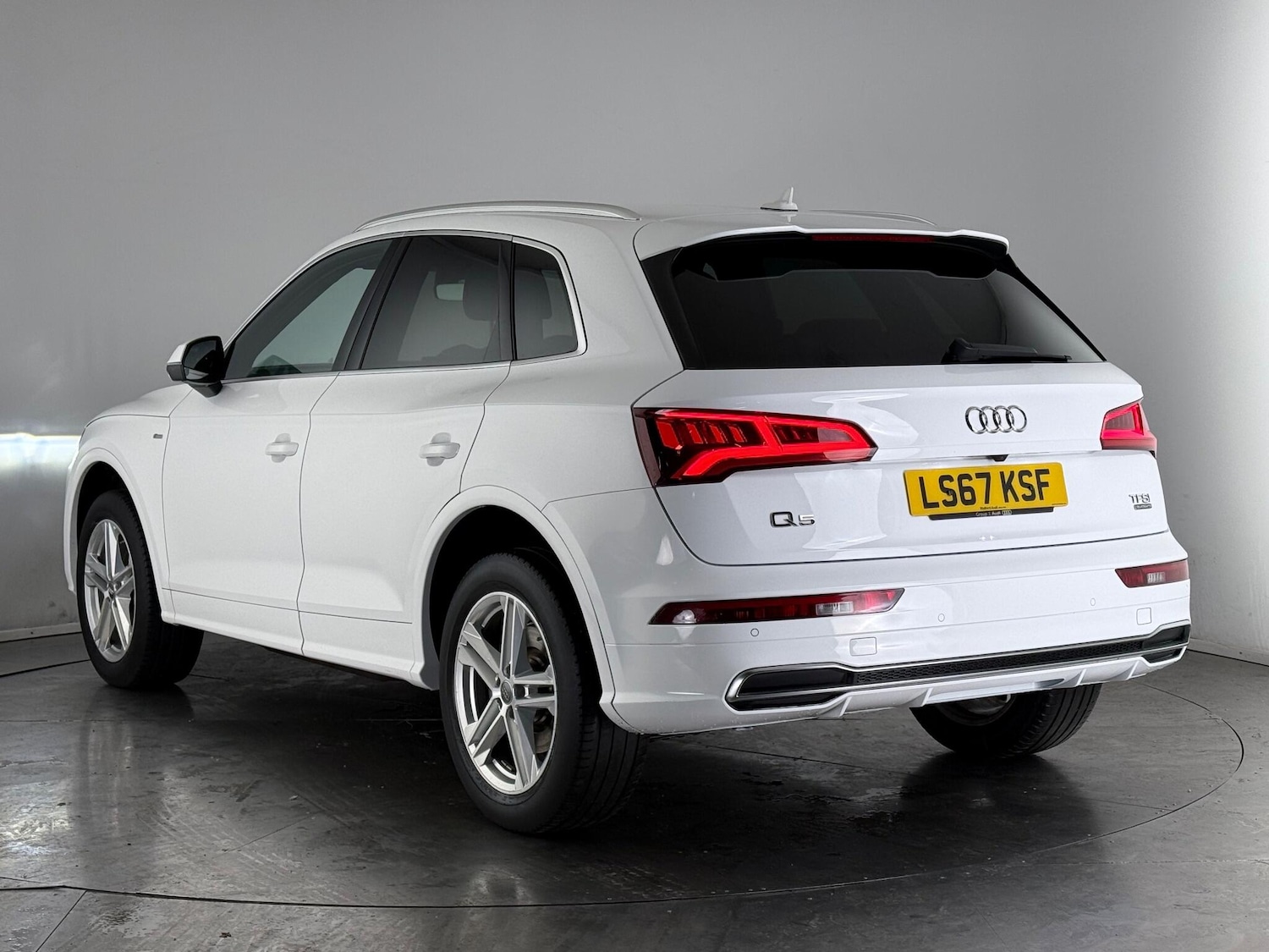Used Audi Q5 2017 for sale - 76466889: Photo 5