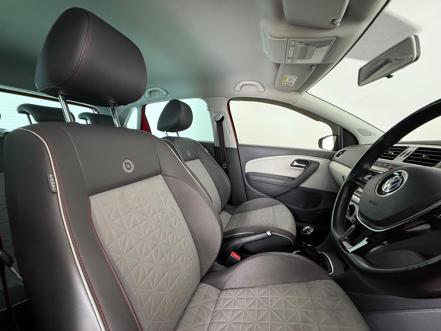 Used Volkswagen Polo 2017 for sale - 77259954: Photo 10