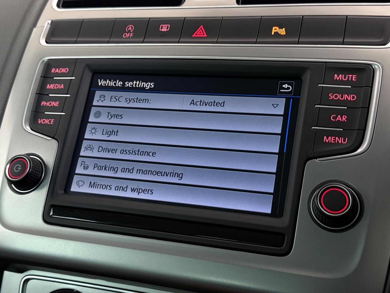 Used Volkswagen Polo 2017 for sale - 77259954: Photo 24