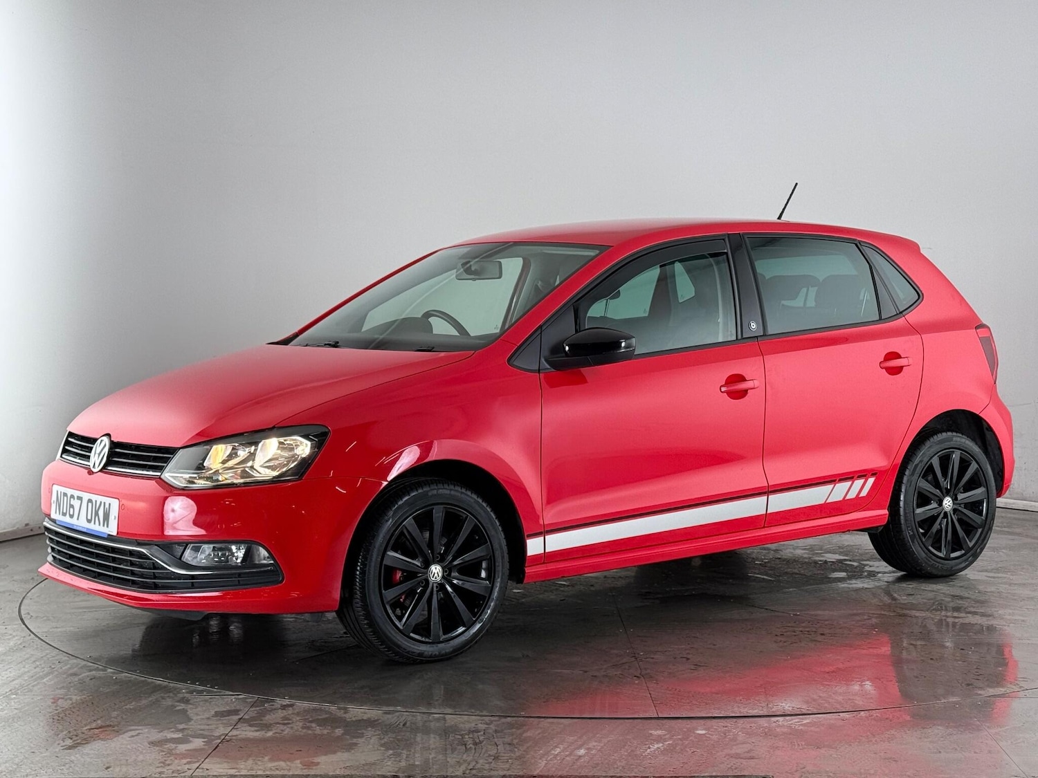 Used Volkswagen Polo 2017 for sale - 77259954: Photo 3