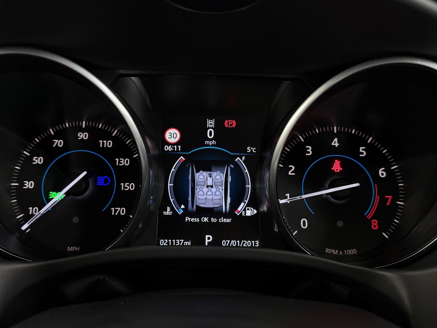 Used Jaguar XE 2016 for sale - 77259649: Photo 14