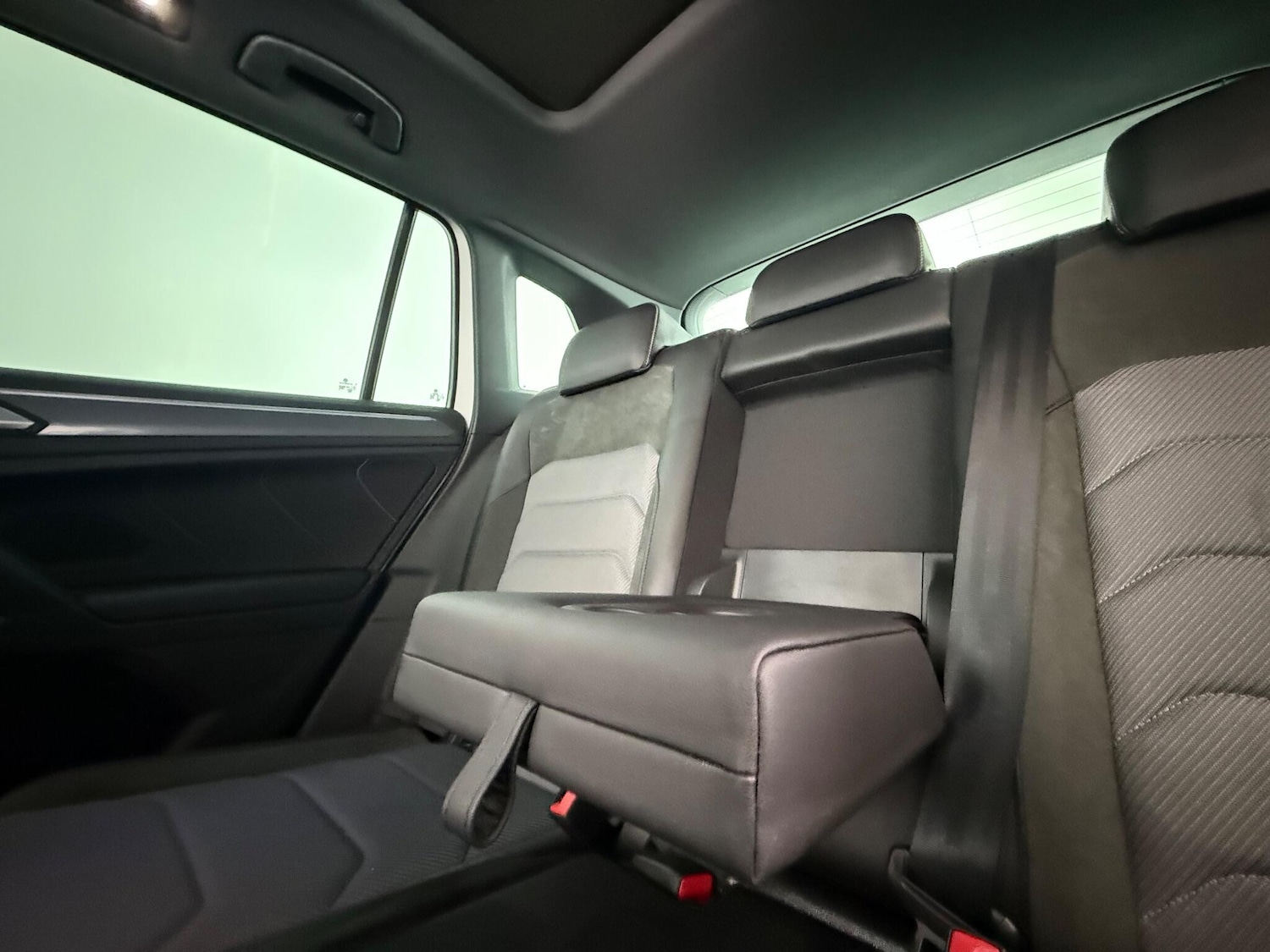 Used Volkswagen Tiguan 2020 for sale - 76953405: Photo 17