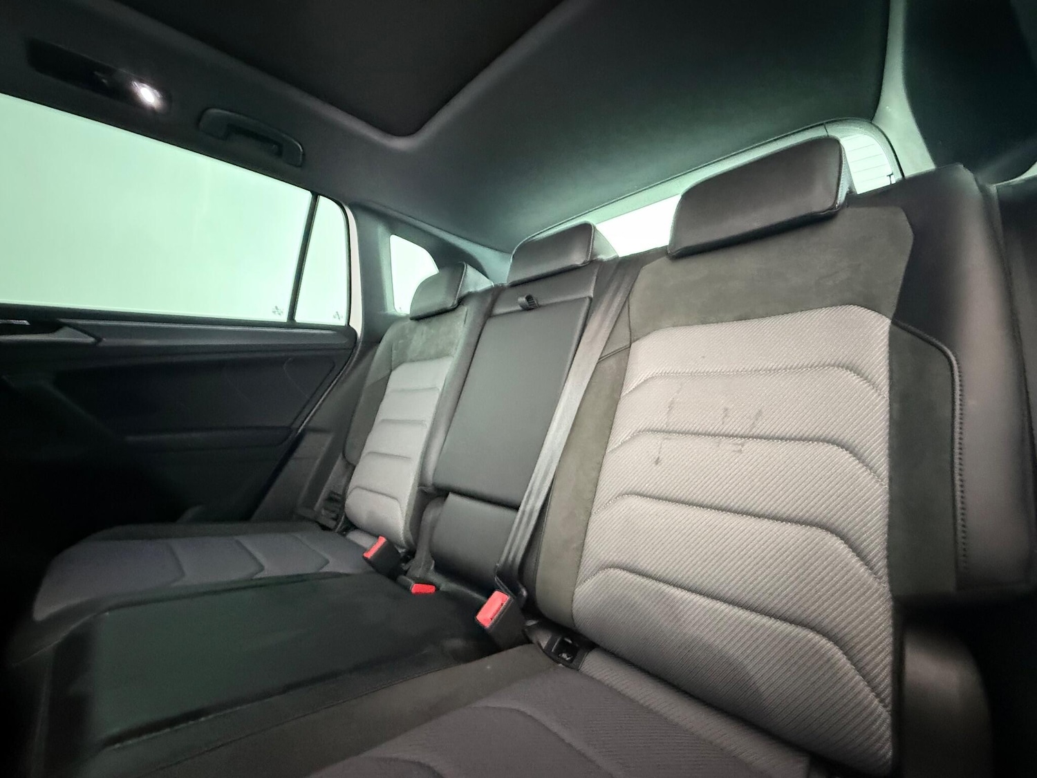 Used Volkswagen Tiguan 2020 for sale - 76953405: Photo 18