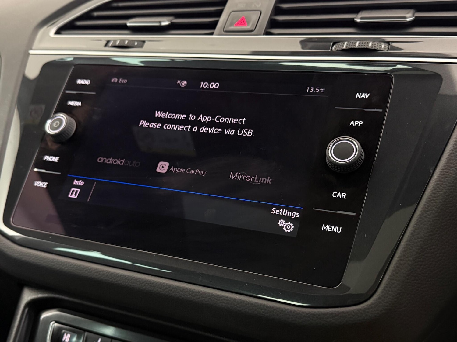 Used Volkswagen Tiguan 2020 for sale - 76953405: Photo 35