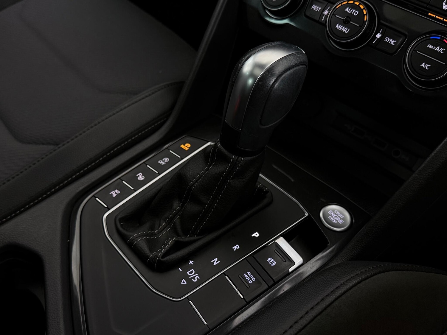 Used Volkswagen Tiguan 2020 for sale - 76953405: Photo 39