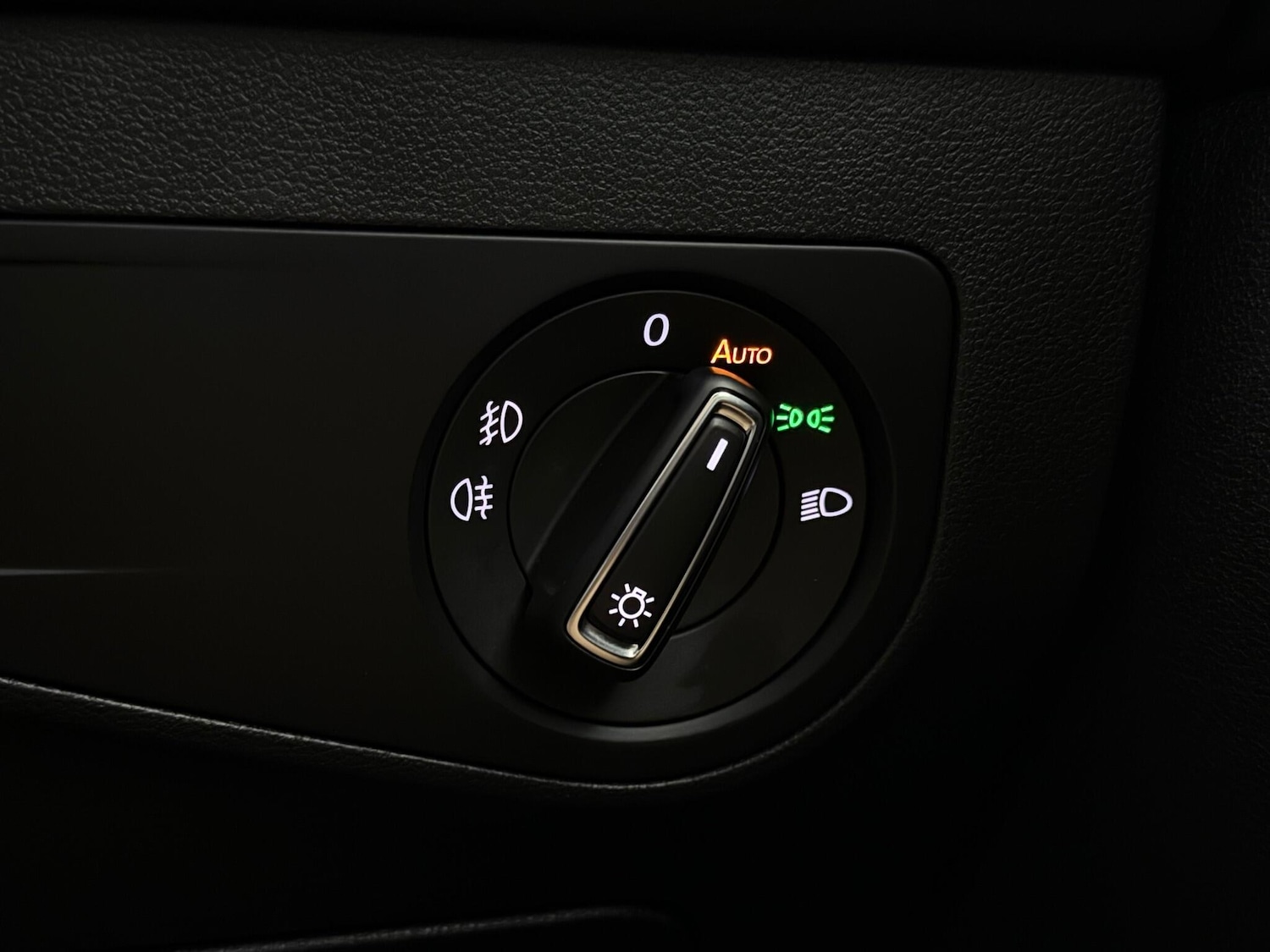 Used Volkswagen Tiguan 2020 for sale - 76953405: Photo 41