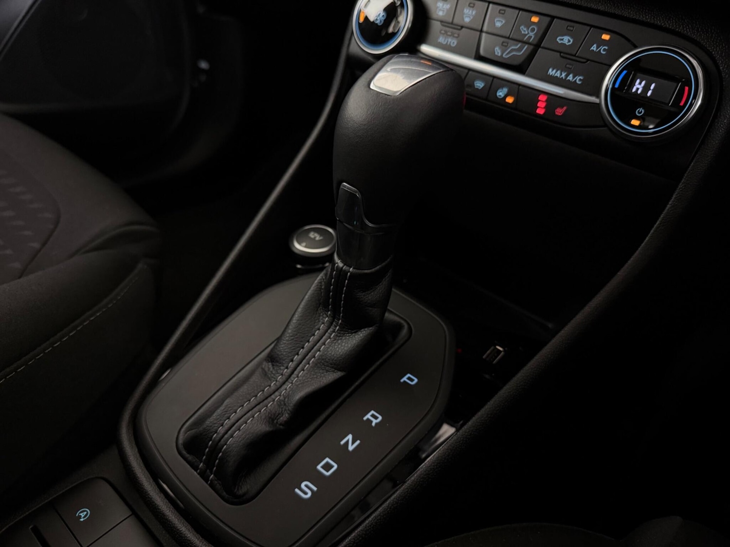 Used Ford Fiesta 2018 for sale - 77684436: Photo 28