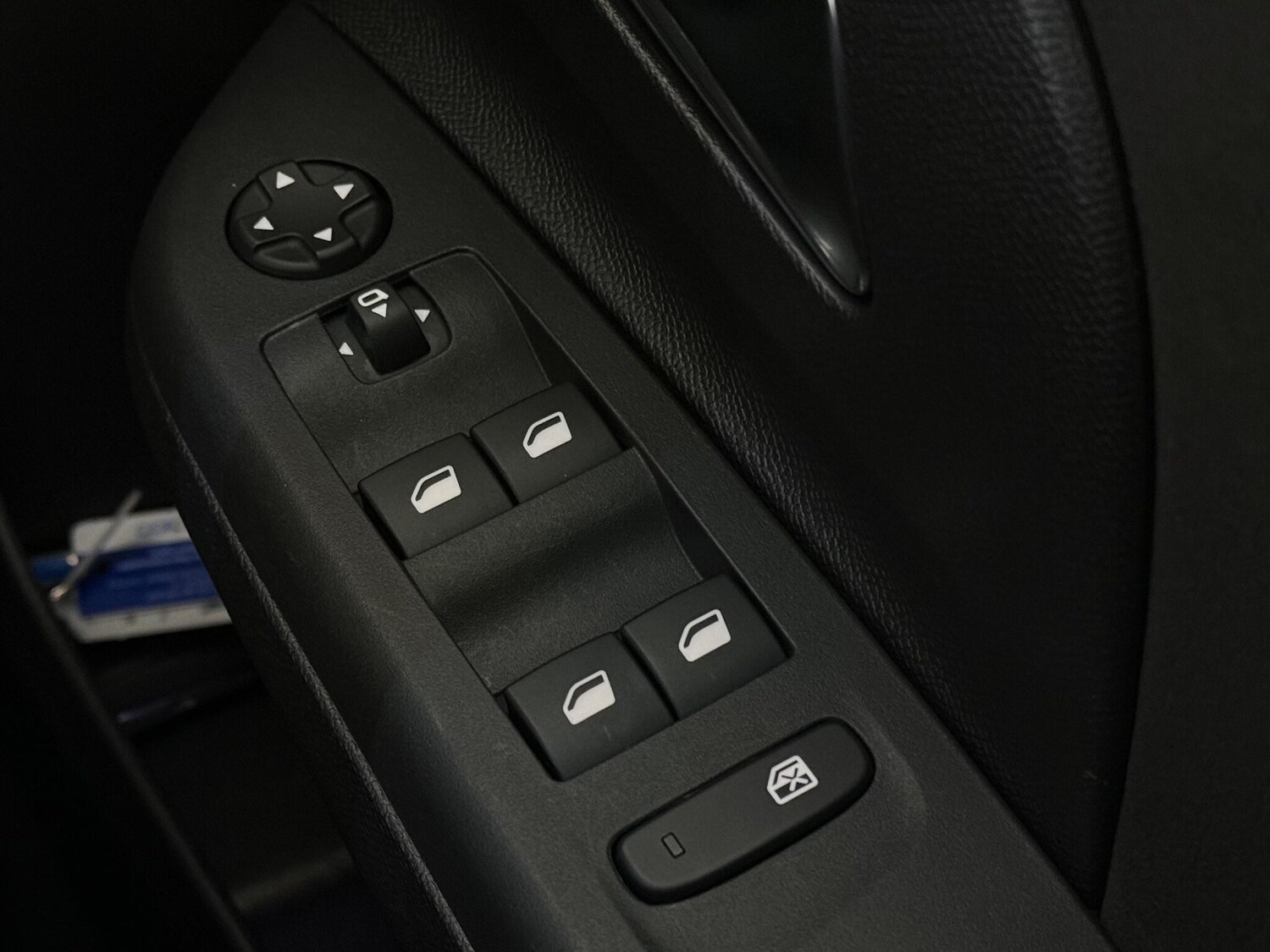 Used Vauxhall Corsa 2023 for sale - 76608300: Photo 41