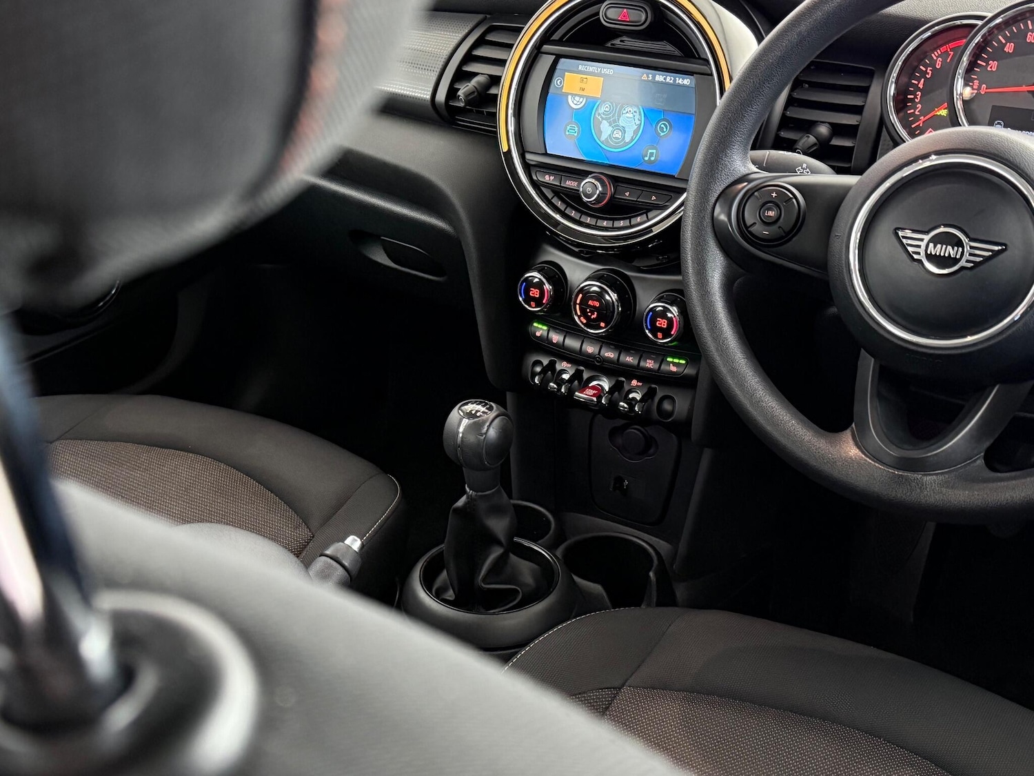 Used MINI Hatch 2019 for sale - 76688817: Photo 16