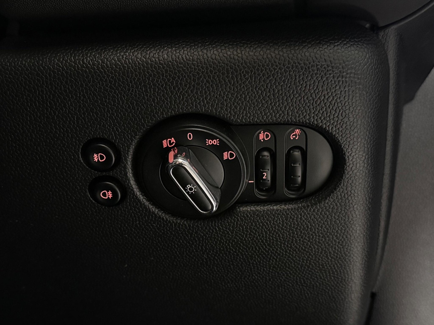 Used MINI Hatch 2019 for sale - 76688817: Photo 22