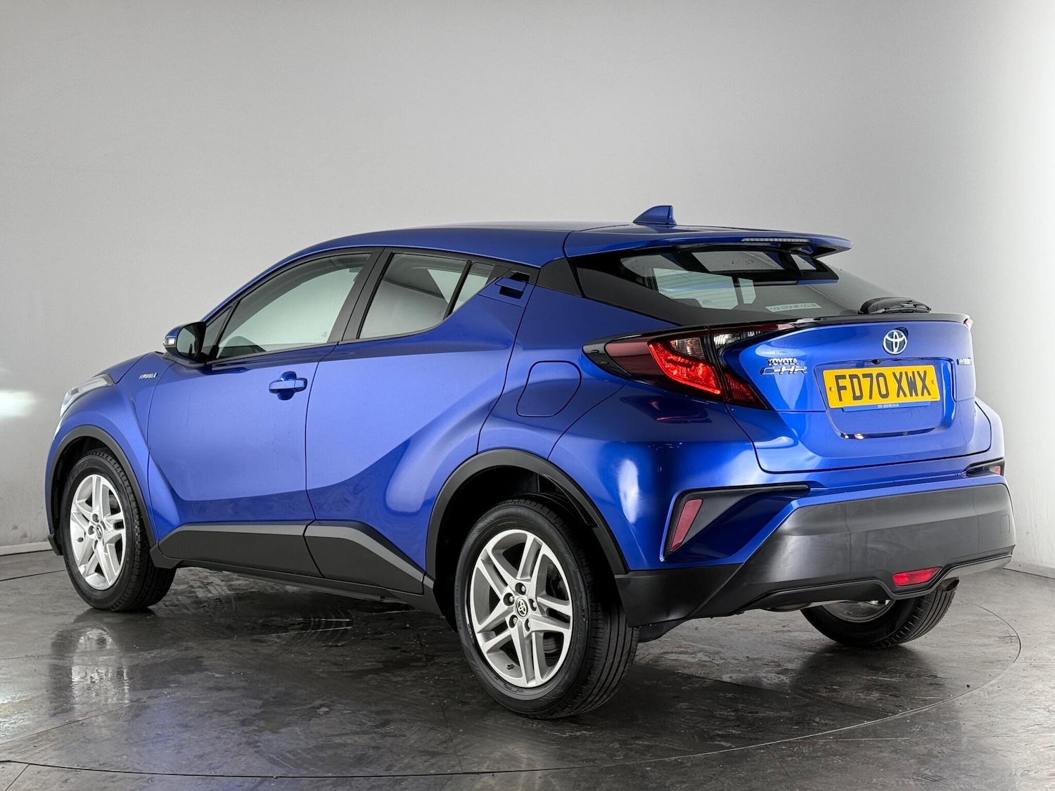 Used Toyota C-HR 2020 for sale - 77222495: Photo 4
