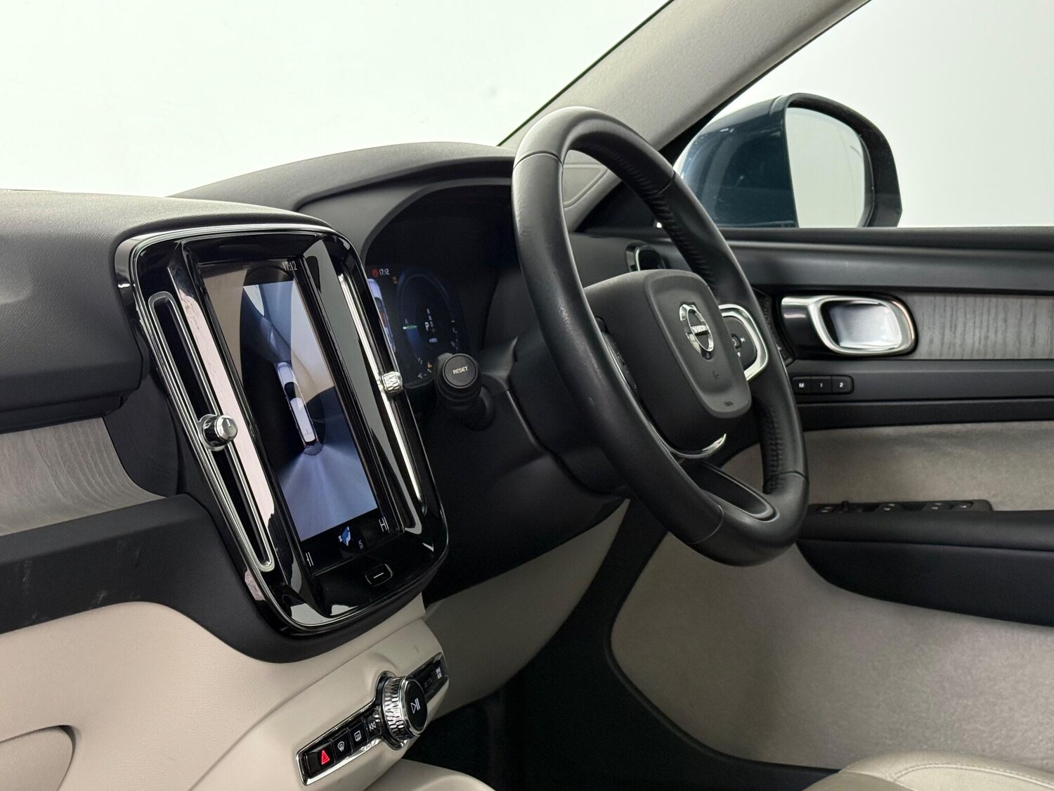 Used Volvo XC40 2020 for sale - 77490558: Photo 14