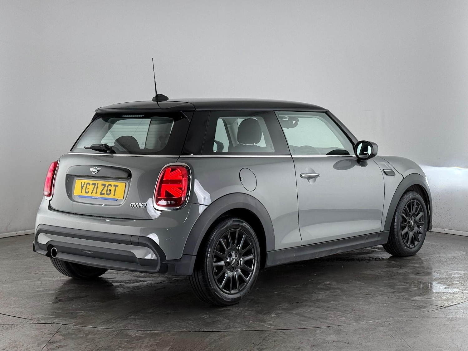 Used MINI Hatch 2021 for sale - 76824842: Photo 4