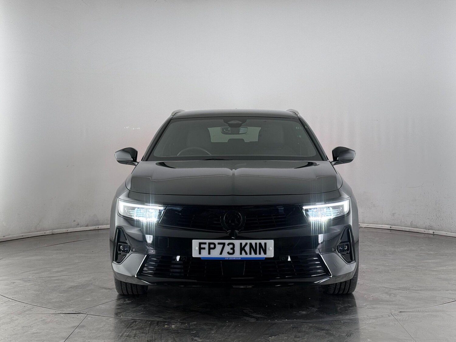 Used Vauxhall Astra 2023 for sale - 77280056: Photo 2