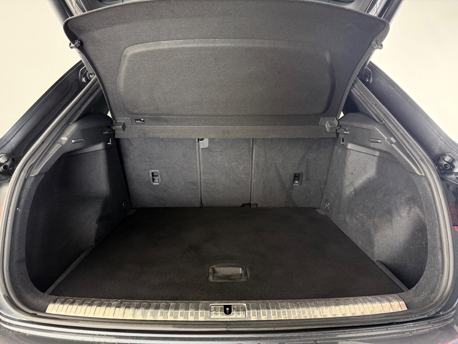 Used Audi Q3 2021 for sale - 76619708: Photo 13