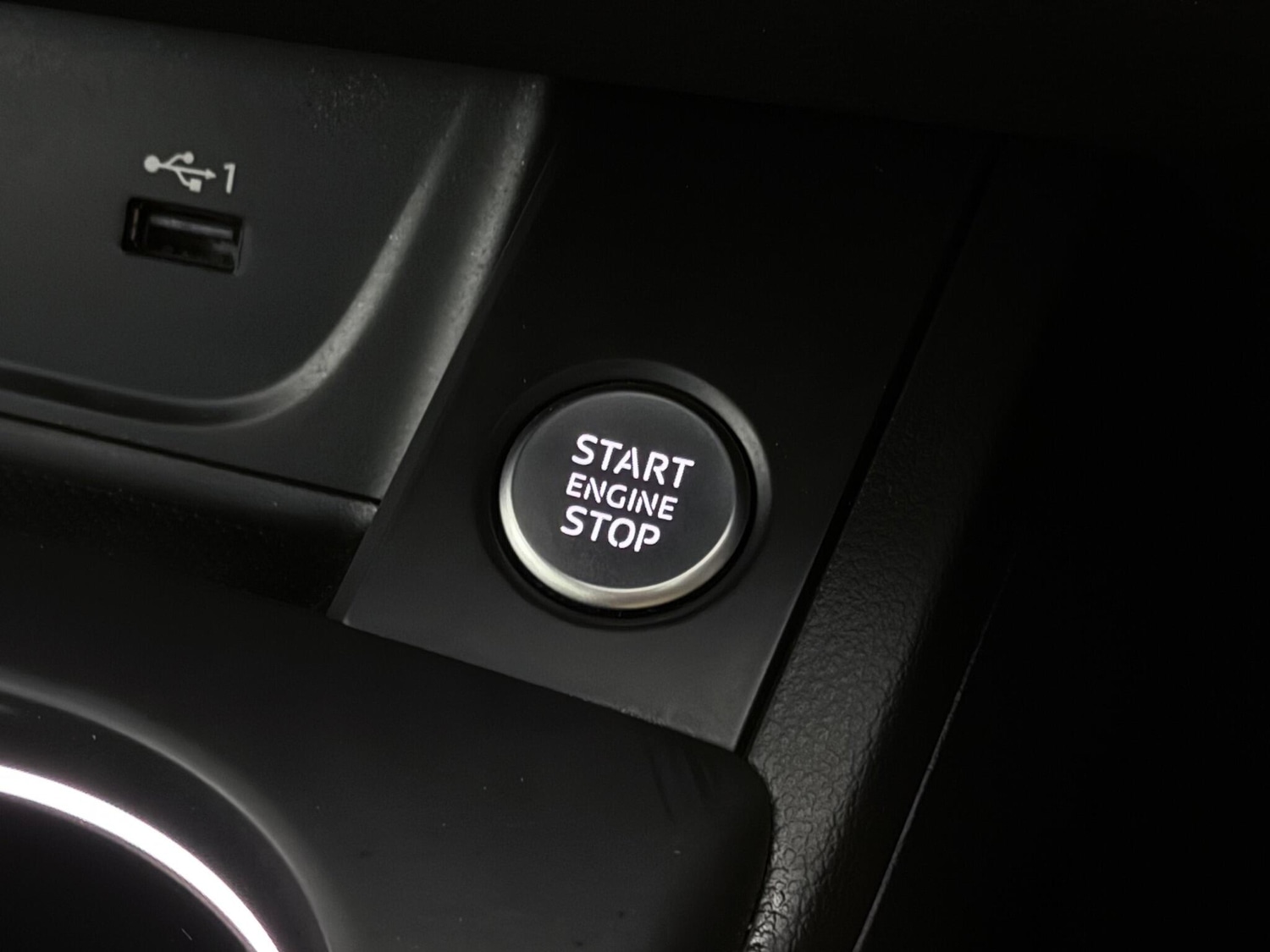 Used Audi A4 2022 for sale - 77247130: Photo 29