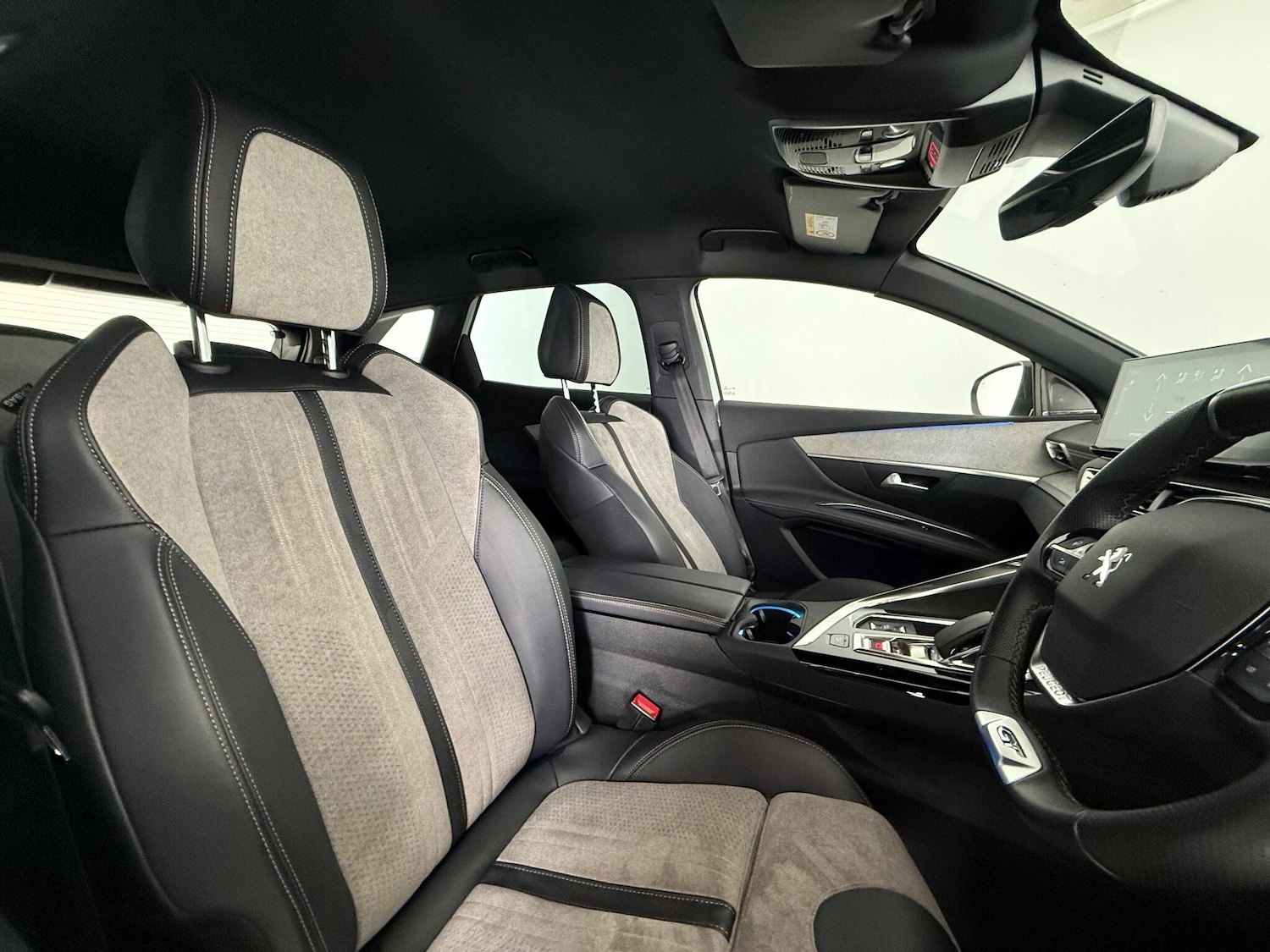 Used Peugeot 3008 2021 for sale - 77182425: Photo 12