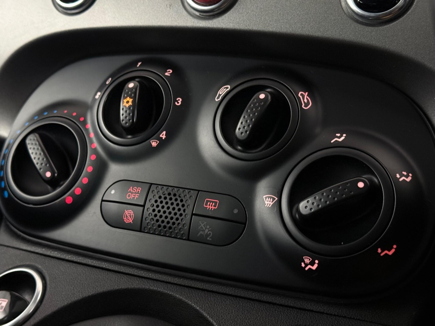 Used Fiat 500 2020 for sale - 77182328: Photo 26