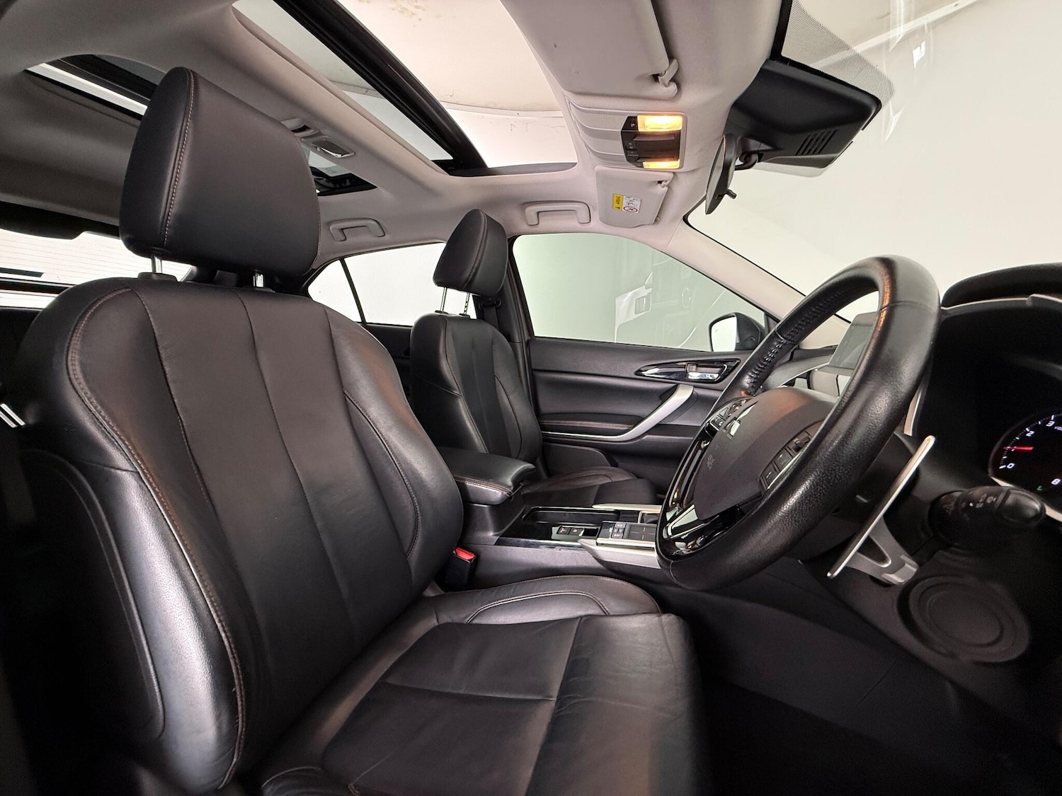 Used Mitsubishi Eclipse Cross 2018 for sale - 76467422: Photo 13