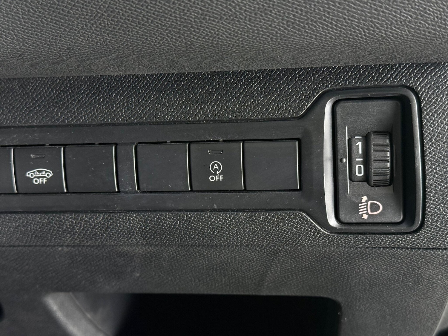 Used Peugeot 308 2018 for sale - 77217147: Photo 31