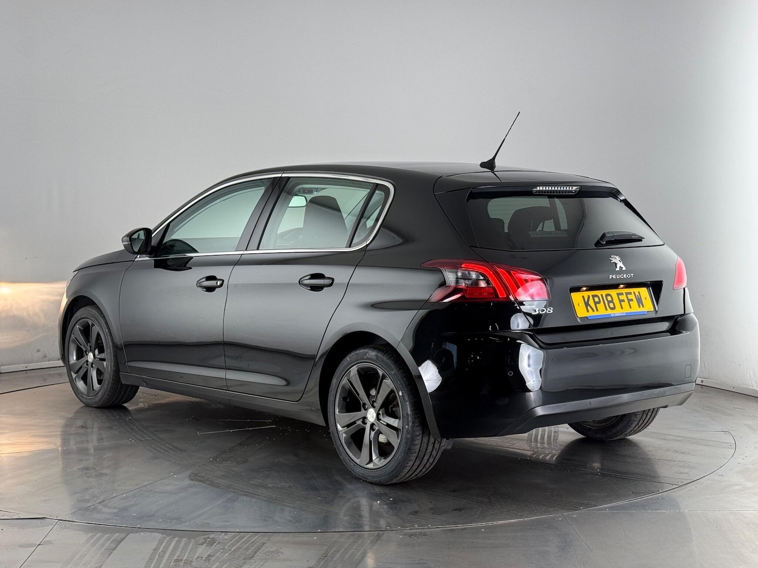 Used Peugeot 308 2018 for sale - 77217147: Photo 4