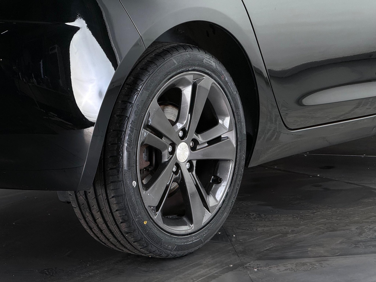 Used Peugeot 308 2018 for sale - 77217147: Photo 8