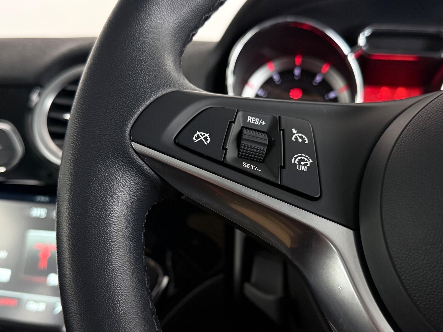 Used Vauxhall ADAM 2018 for sale - 76466977: Photo 21