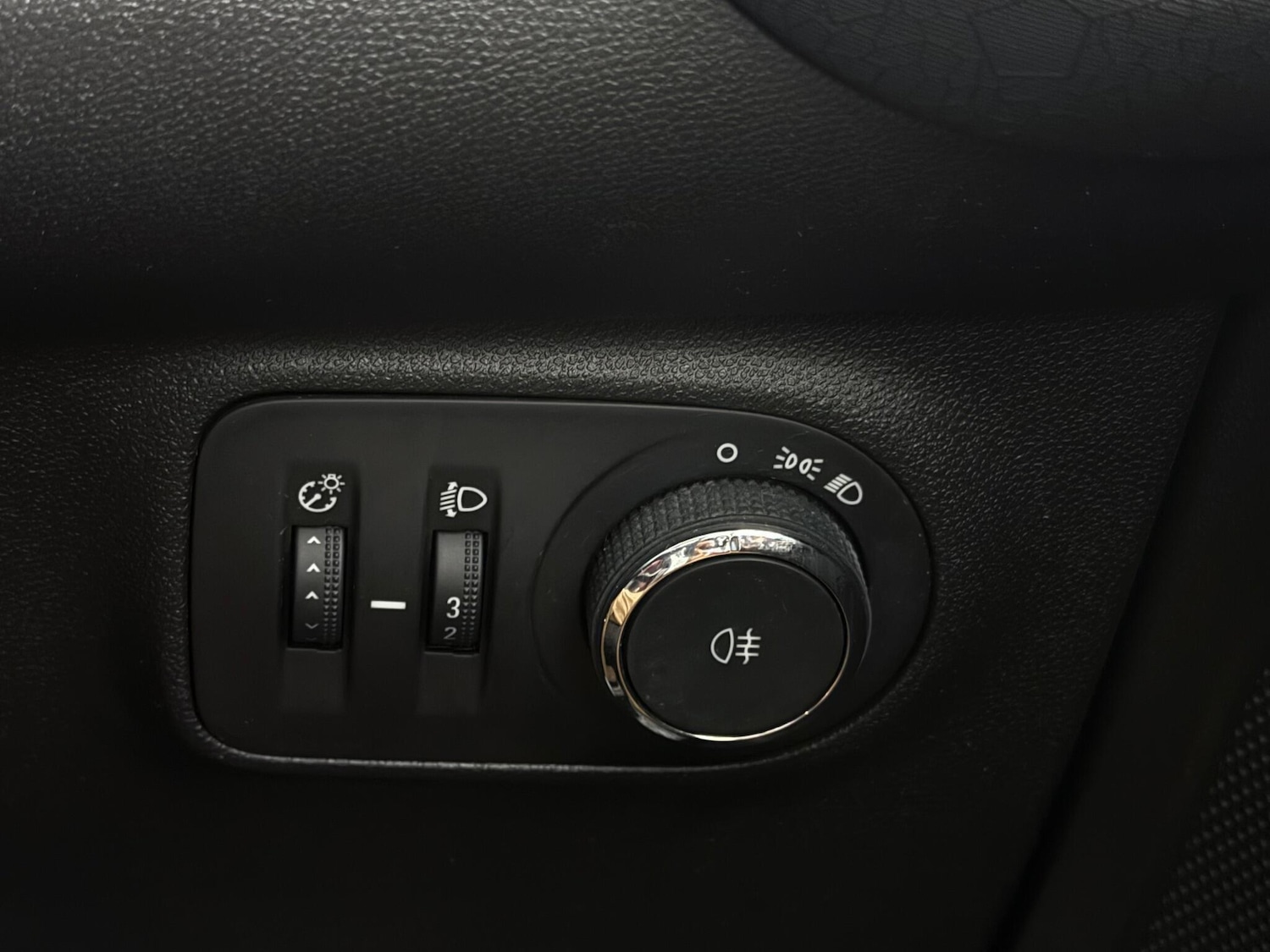 Used Vauxhall ADAM 2018 for sale - 76466977: Photo 32