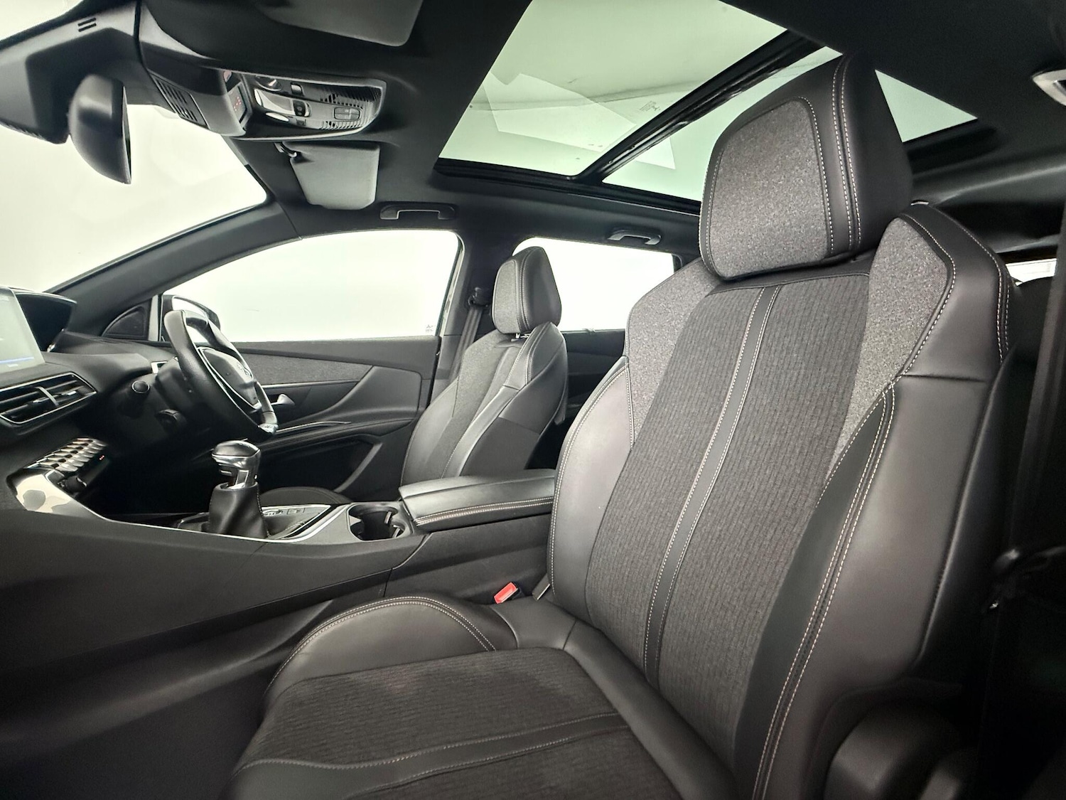 Used Peugeot 5008 2020 for sale - 77260373: Photo 12