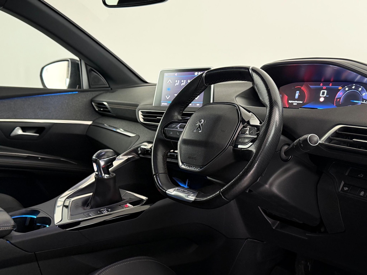 Used Peugeot 5008 2020 for sale - 77260373: Photo 17