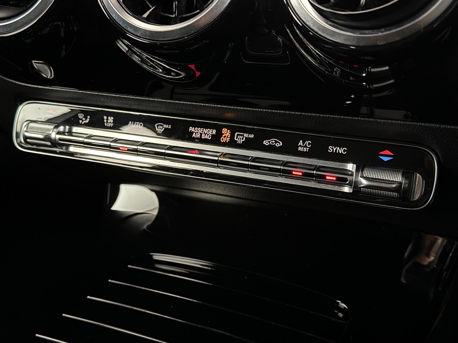 Used Mercedes-Benz A-Class 2019 for sale - 77222144: Photo 28