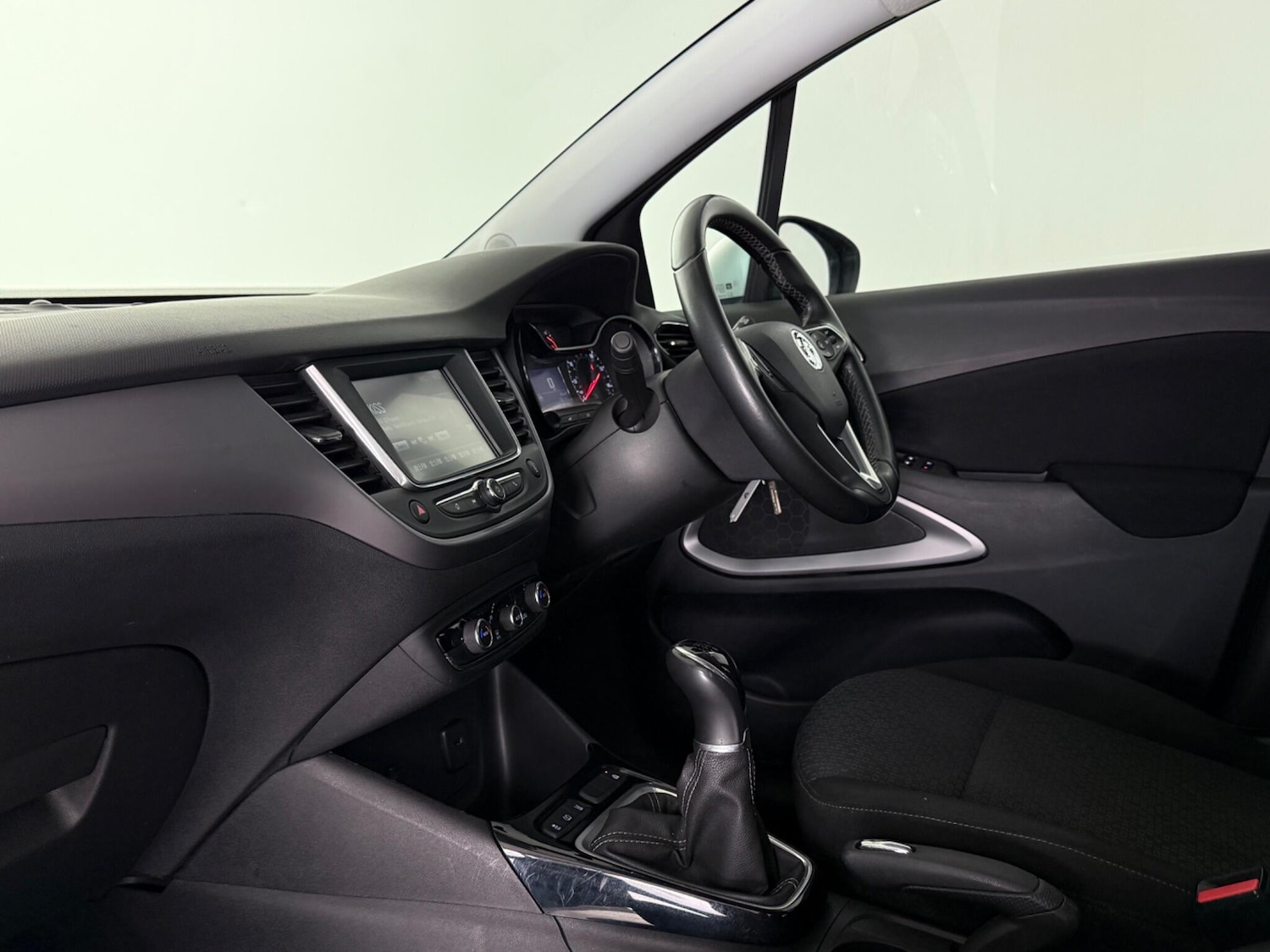 Used Vauxhall Crossland X 2018 for sale - 77932454: Photo 12