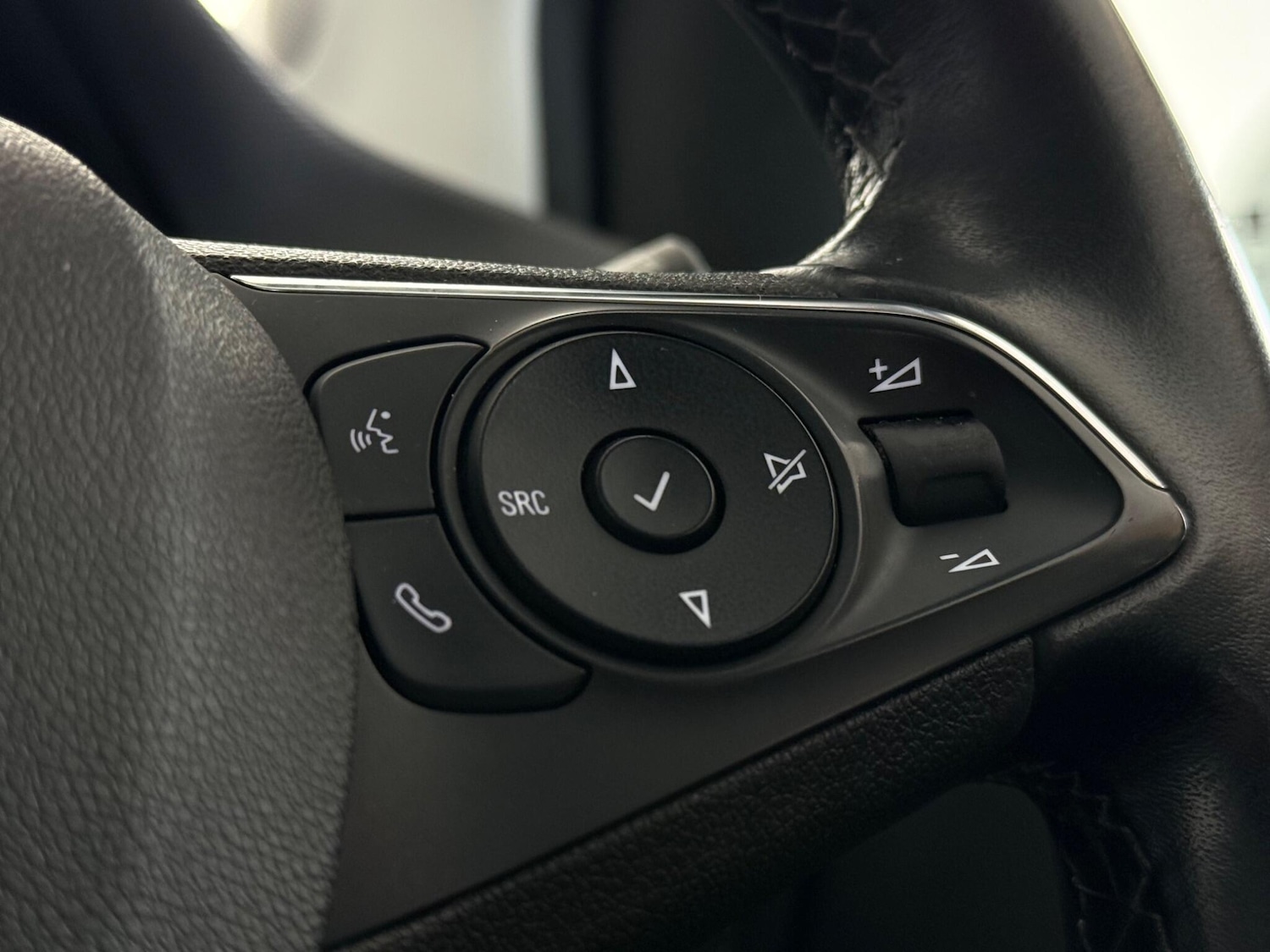 Used Vauxhall Crossland X 2018 for sale - 77932454: Photo 19