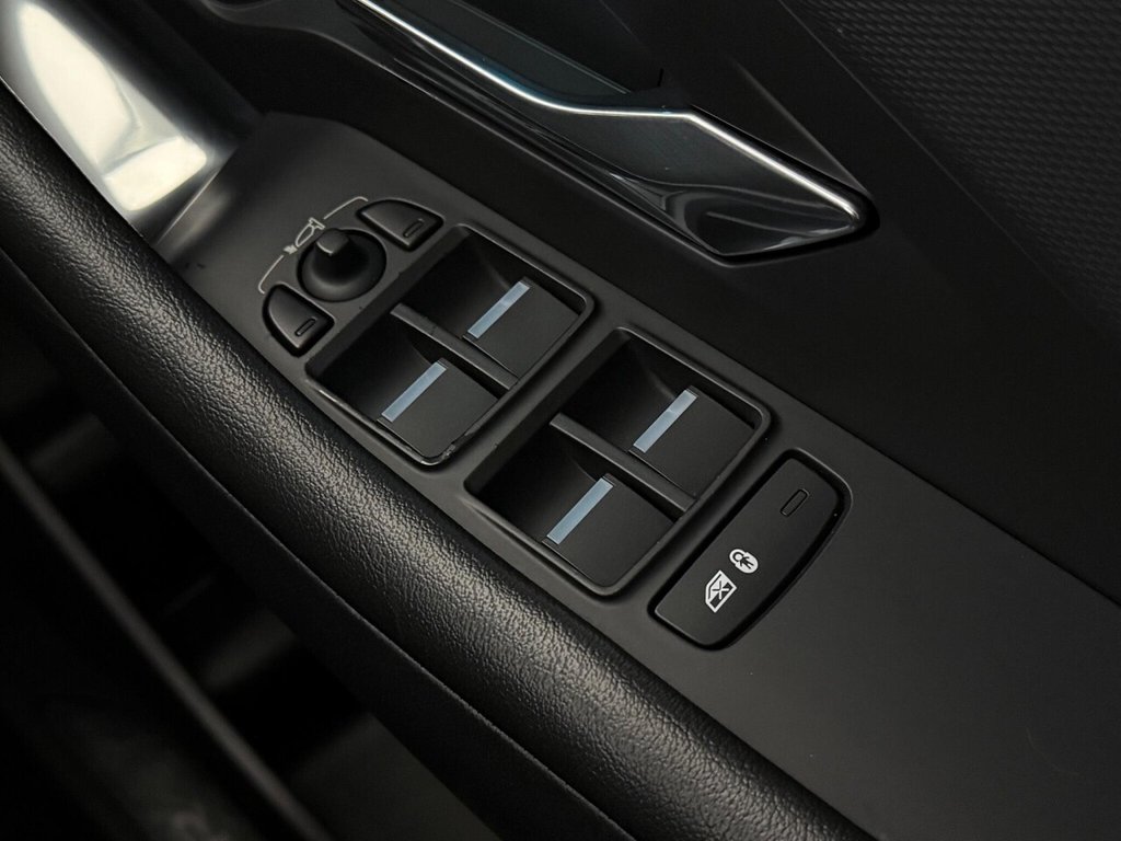 Used Jaguar E-Pace 2018 for sale - 76323074: Photo 28