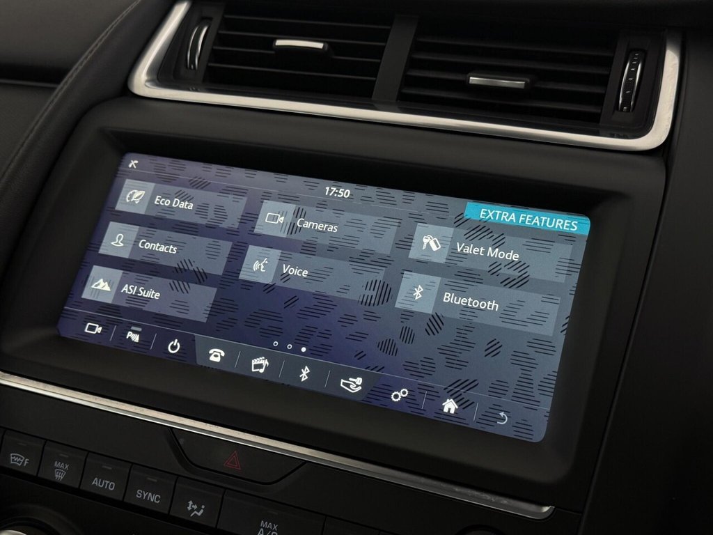 Used Jaguar E-Pace 2018 for sale - 76323074: Photo 34