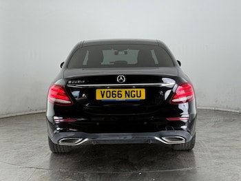 Used Mercedes-Benz E-Class 2016 for sale - 75230232: Photo