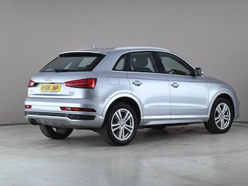 Used Audi Q3 2018 for sale - 78363056: Photo