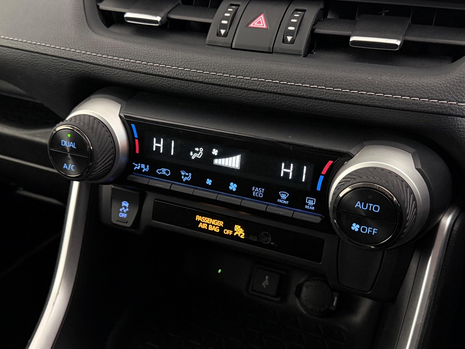 Used Toyota RAV4 2021 for sale - 77182547: Photo 28