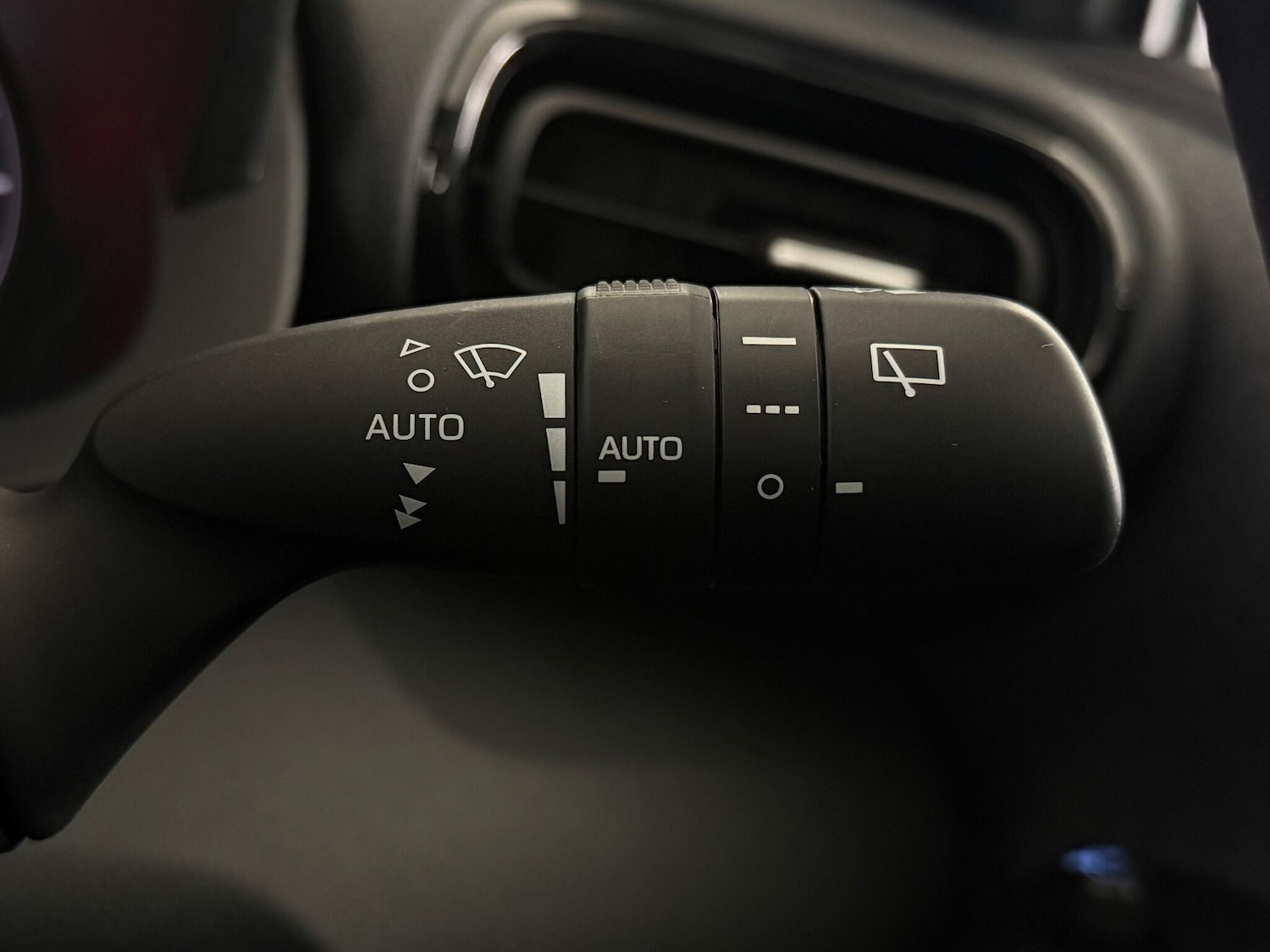 Used Toyota Yaris 2021 for sale - 77260279: Photo 17