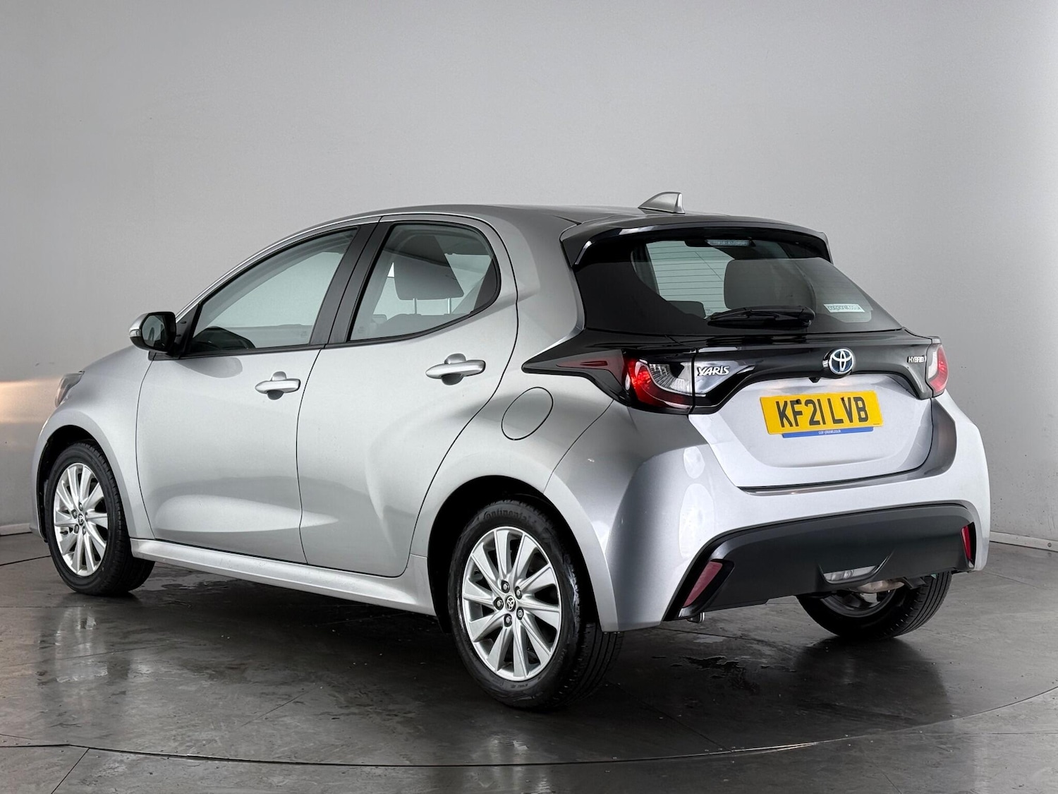 Used Toyota Yaris 2021 for sale - 77260279: Photo 4
