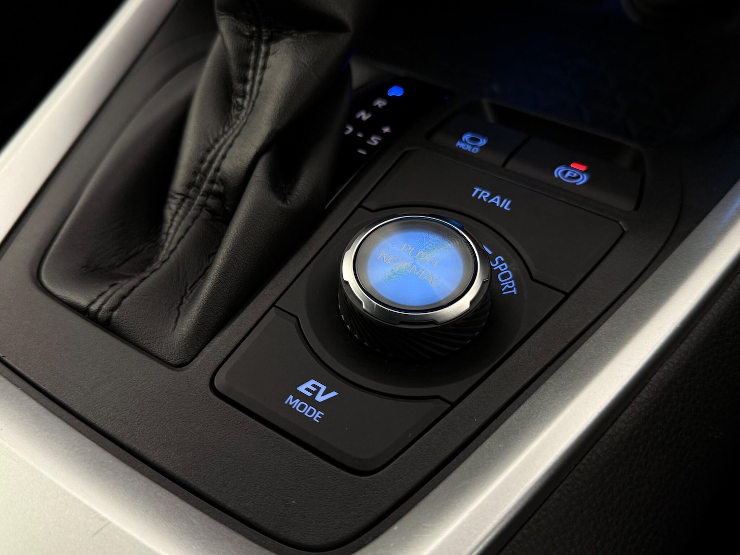 Used Toyota RAV4 2022 for sale - 76466869: Photo 43