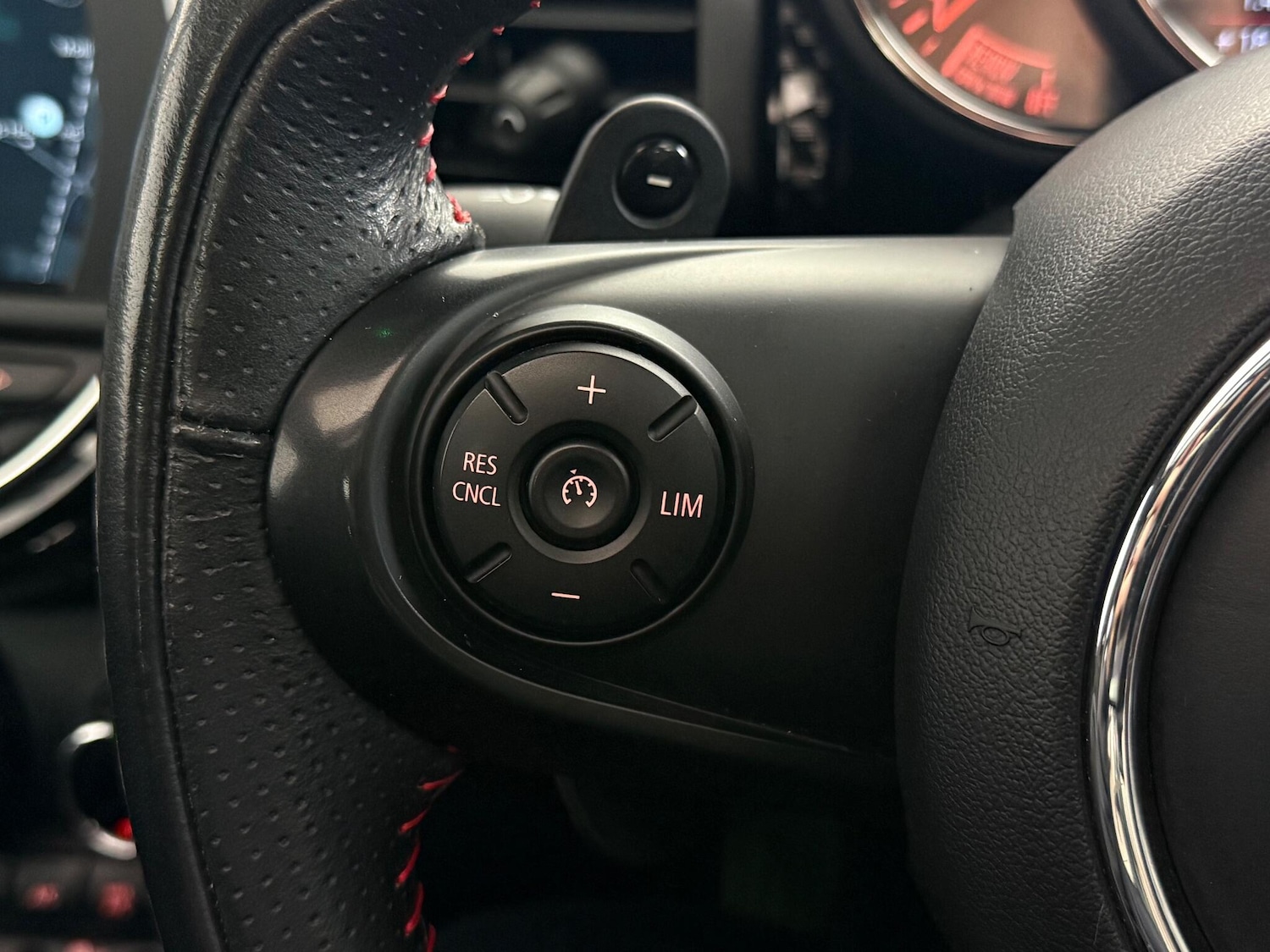 Used MINI Hatch 2020 for sale - 76467331: Photo 23