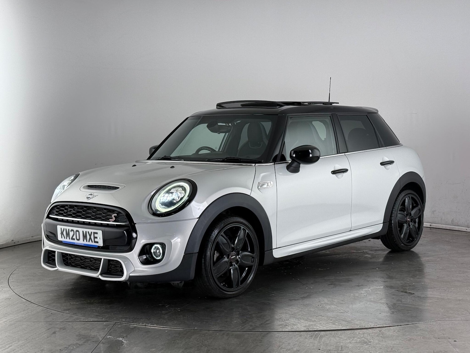 Used MINI Hatch 2020 for sale - 76467331: Photo 3