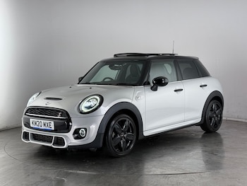 Used MINI Hatch 2020 for sale - 76467331: Photo
