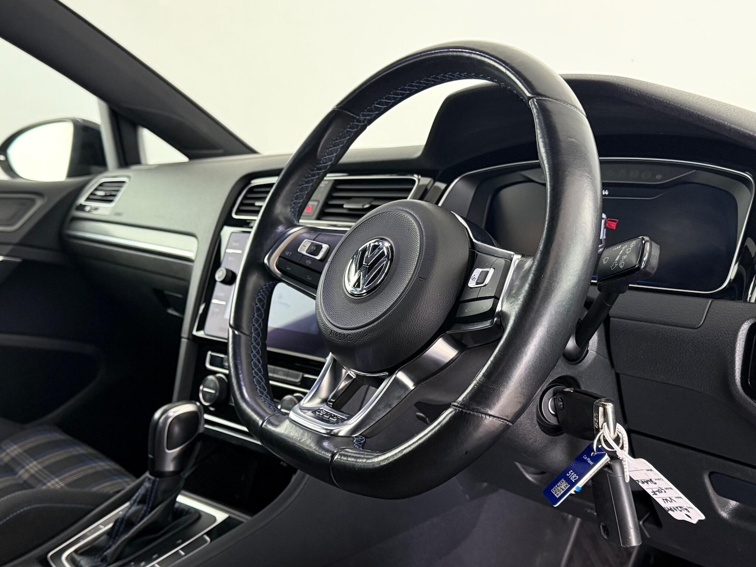 Used Volkswagen Golf 2020 for sale - 77182892: Photo 17