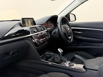 Used BMW 3 Series 2015 for sale - 79013203: Photo
