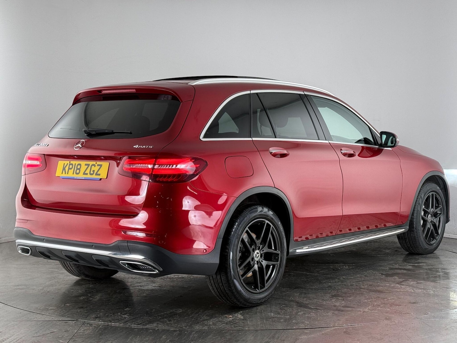 Used Mercedes-Benz GLC 2018 for sale - 76786589: Photo 4