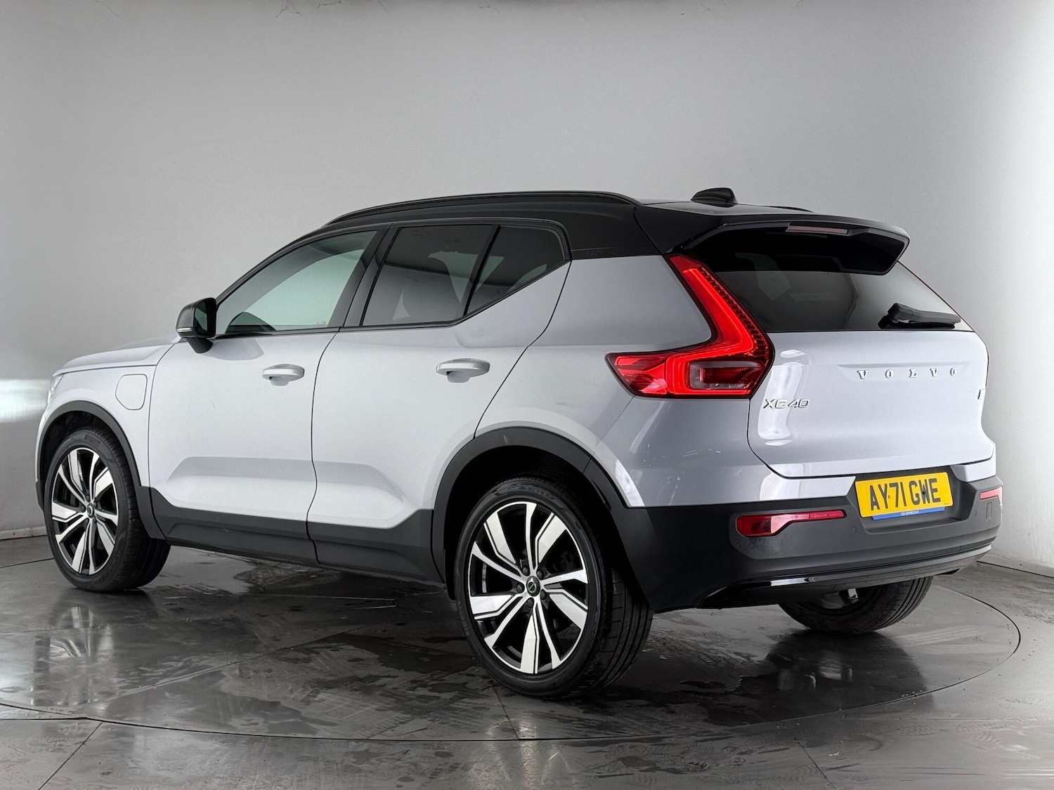 Used Volvo XC40 2021 for sale - 77259911: Photo 4